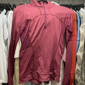 Lululemon Run For A Gold 1/2 Zip Pullover